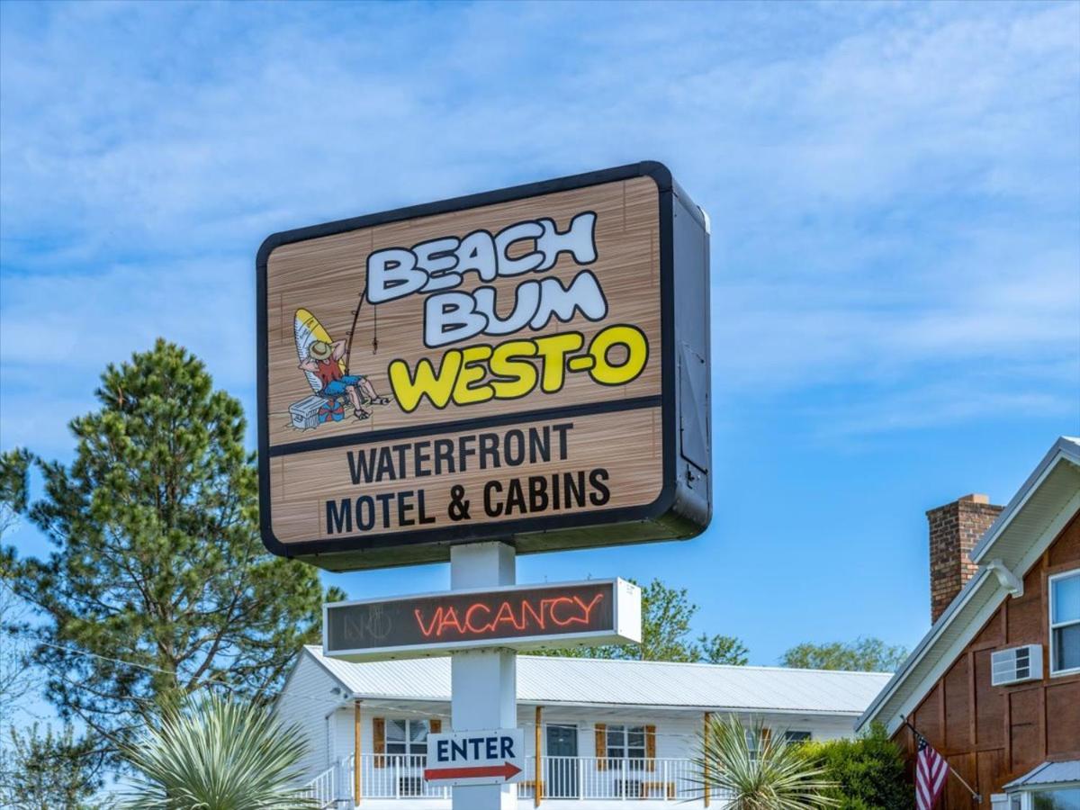 Bum West-o Motel
